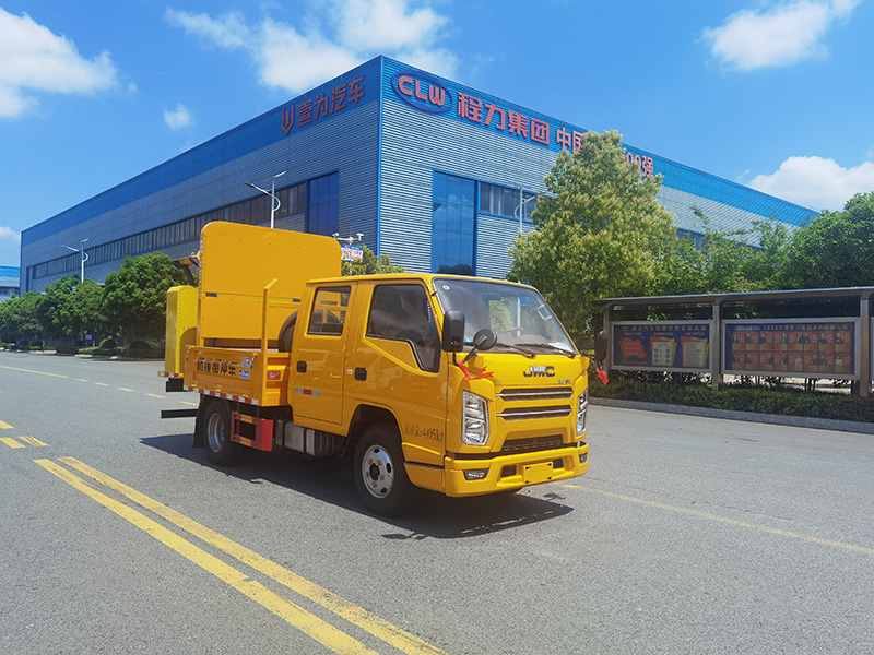 江鈴雙排座CL5044一次翻轉2800軸距防撞緩沖