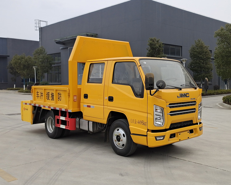 藍(lán)牌江鈴雙排防撞緩沖車(chē)