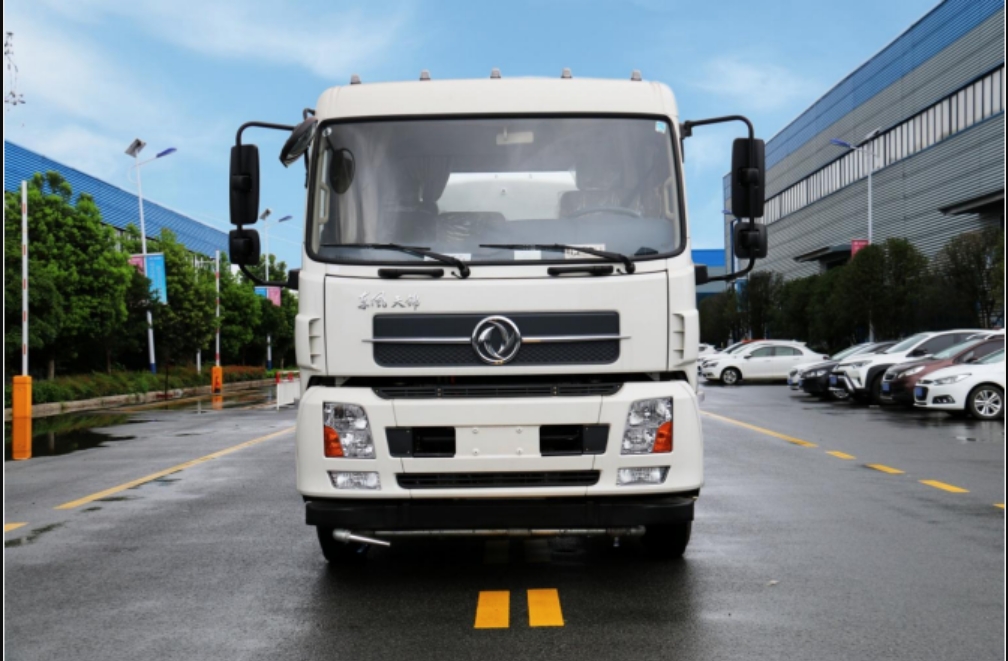 東風(fēng)天錦CL5182GSSBEV 型純電動(dòng)灑水車