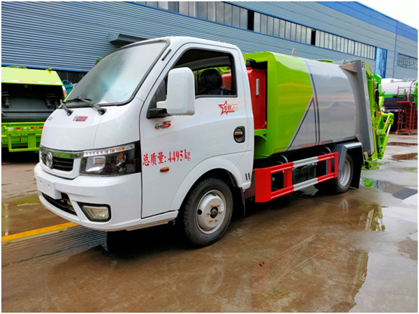 途逸3.5方壓縮垃圾車